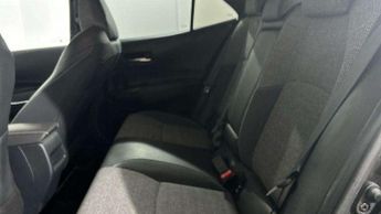 Toyota Corolla 1.8 Hybrid Design 5dr CVT