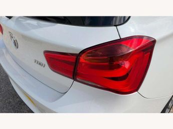 BMW 1 Series 118i [1.5] Sport 5dr [Nav/Servotronic] Step Auto