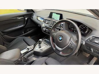 BMW 1 Series 118i [1.5] Sport 5dr [Nav/Servotronic] Step Auto