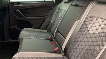 Volkswagen Tiguan 2.0 TDI R-Line 5dr DSG