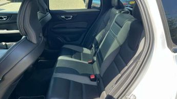 Volvo V60 2.0 T5 [250] R DESIGN Plus 5dr Auto