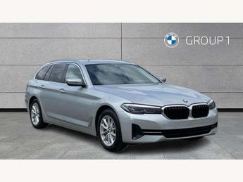 BMW 520 520d xDrive MHT SE 5dr Step Auto