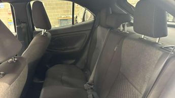 Toyota Yaris Cross 1.5 Hybrid Design 5dr CVT