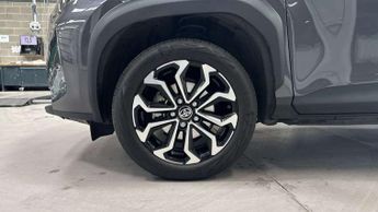 Toyota Yaris Cross 1.5 Hybrid Design 5dr CVT