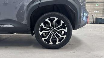 Toyota Yaris Cross 1.5 Hybrid Design 5dr CVT
