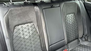 Volkswagen Golf 1.5 eTSI 150 Black Edition 5dr DSG