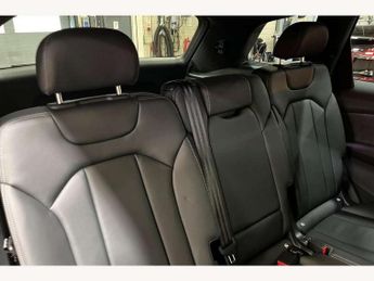 Audi Q7 55 TFSI Quattro S Line 5dr Tiptronic