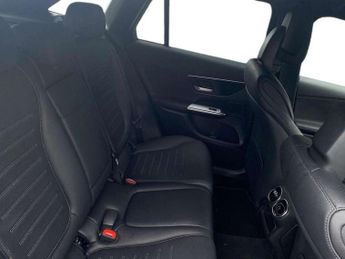 Mercedes-Benz GLC GLC 220d 4Matic AMG Line Premium 5dr 9G-Tronic