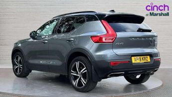 Volvo XC40 2.0 T4 R DESIGN 5dr AWD Geartronic