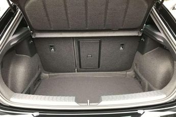SEAT Leon 1.5 eTSI 150 FR Black Edition 5dr DSG [DAP]