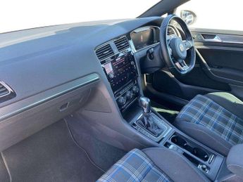 Volkswagen Golf 1.4 TSI GTE Advance 5dr DSG