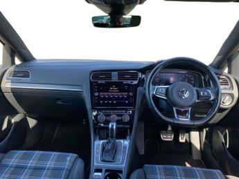 Volkswagen Golf 1.4 TSI GTE Advance 5dr DSG