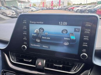Toyota C-HR 1.8 Hybrid Design 5dr CVT