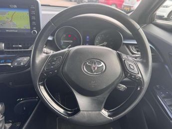 Toyota C-HR 1.8 Hybrid Design 5dr CVT