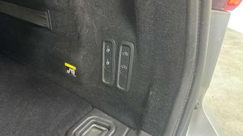 Volvo XC60 2.0 D5 PowerPulse R DESIGN Pro 5dr AWD Geartronic