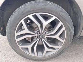Land Rover Range Rover Evoque 1.5 P300e R-Dynamic HSE 5dr Auto