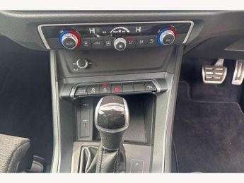 Audi Q3 40 TDI 200 Quattro S Line 5dr S Tronic