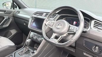 Volkswagen Tiguan 2.0 TSi 230 4Motion SEL 5dr DSG