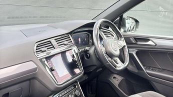 Volkswagen Tiguan 2.0 TSi 230 4Motion SEL 5dr DSG