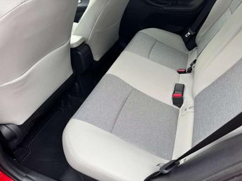 Toyota Yaris 1.5 Hybrid Excel 5dr CVT