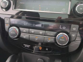 Nissan Qashqai 1.3 DiG-T 160 Tekna 5dr DCT