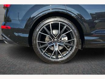 Audi Q7 3.0 TFSI Quattro 340 Black Edition 5dr Tiptronic