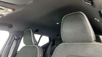 Volvo XC40 1.5 T4 Recharge PHEV R DESIGN 5dr Auto