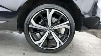 Volvo XC60 2.0 B4D R DESIGN 5dr AWD Geartronic