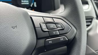 Volkswagen Transporter 2.0 TDI 110 Commerce Van
