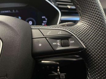 Audi Q3 35 TFSI Black Edition 5dr S Tronic