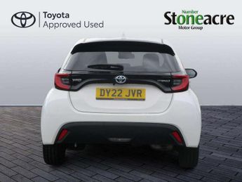 Toyota Yaris 1.5 Hybrid Design 5dr CVT