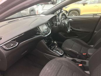 Vauxhall Astra 1.4T 16V 150 SRi Nav 5dr Auto