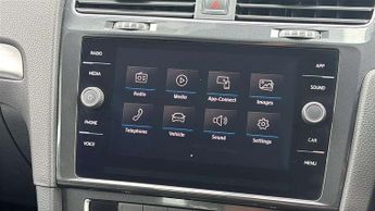Volkswagen Golf 1.0 TSI 110 SE 5dr