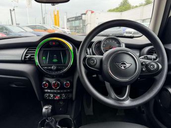 MINI Hatchback 1.5 Cooper Classic 5dr Auto