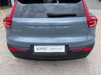 Volvo XC40 1.5 T3 [163] R DESIGN 5dr Geartronic