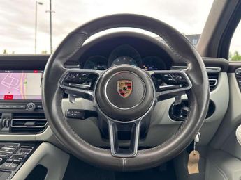 Porsche Macan S 5dr PDK