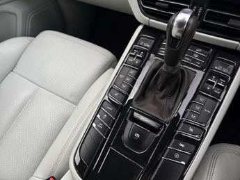 Porsche Macan S 5dr PDK