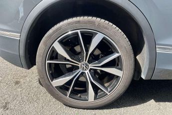 Volkswagen Tiguan 2.0 TSI 245 4Motion R-Line 5dr DSG