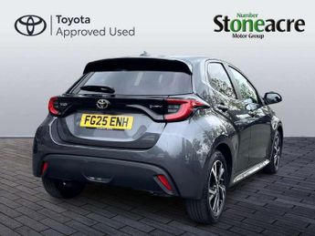 Toyota Yaris 1.5 Hybrid Design 5dr CVT