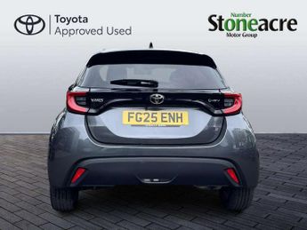 Toyota Yaris 1.5 Hybrid Design 5dr CVT