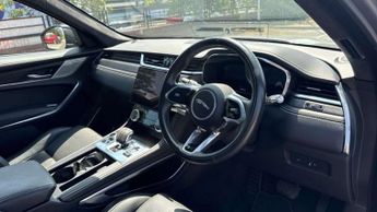 Jaguar F-Pace 2.0 D200 R-Dynamic HSE 5dr Auto AWD