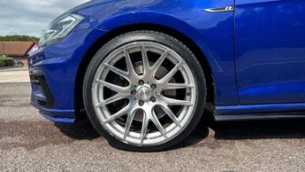 Volkswagen Golf 2.0 TSI 300 R 5dr 4MOTION DSG