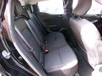Renault Clio 1.6 E-TECH full hybrid 145 Evolution 5dr Auto