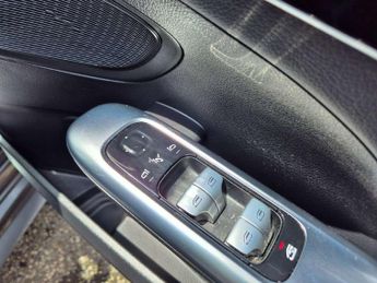Mercedes-Benz C-Class C220d AMG Line Premium 5dr 9G-Tronic