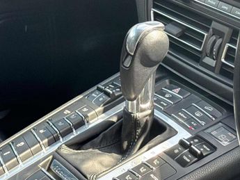 Porsche Macan S 5dr PDK
