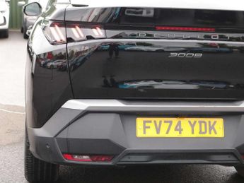 Peugeot 3008 1.2 Hybrid 136 Allure 5dr e-DSC6