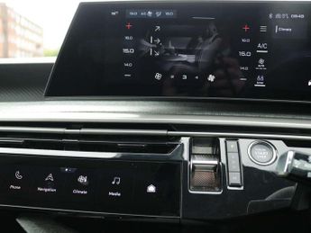 Peugeot 3008 1.2 Hybrid 136 Allure 5dr e-DSC6