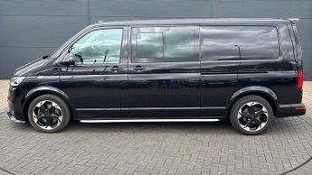 Volkswagen Transporter 2.0 BiTDI 199 Highline Kombi Van DSG