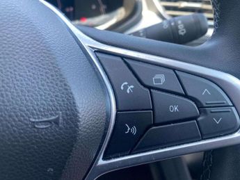Renault Clio 1.6 E-TECH full hybrid 145 Techno 5dr Auto