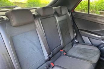 Volkswagen T-Roc 2.0 TSI 4MOTION Style 5dr DSG